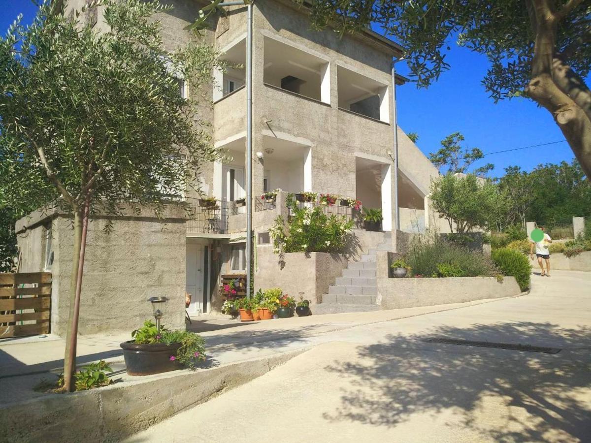 Apartmani Zekic Lopar Luaran gambar