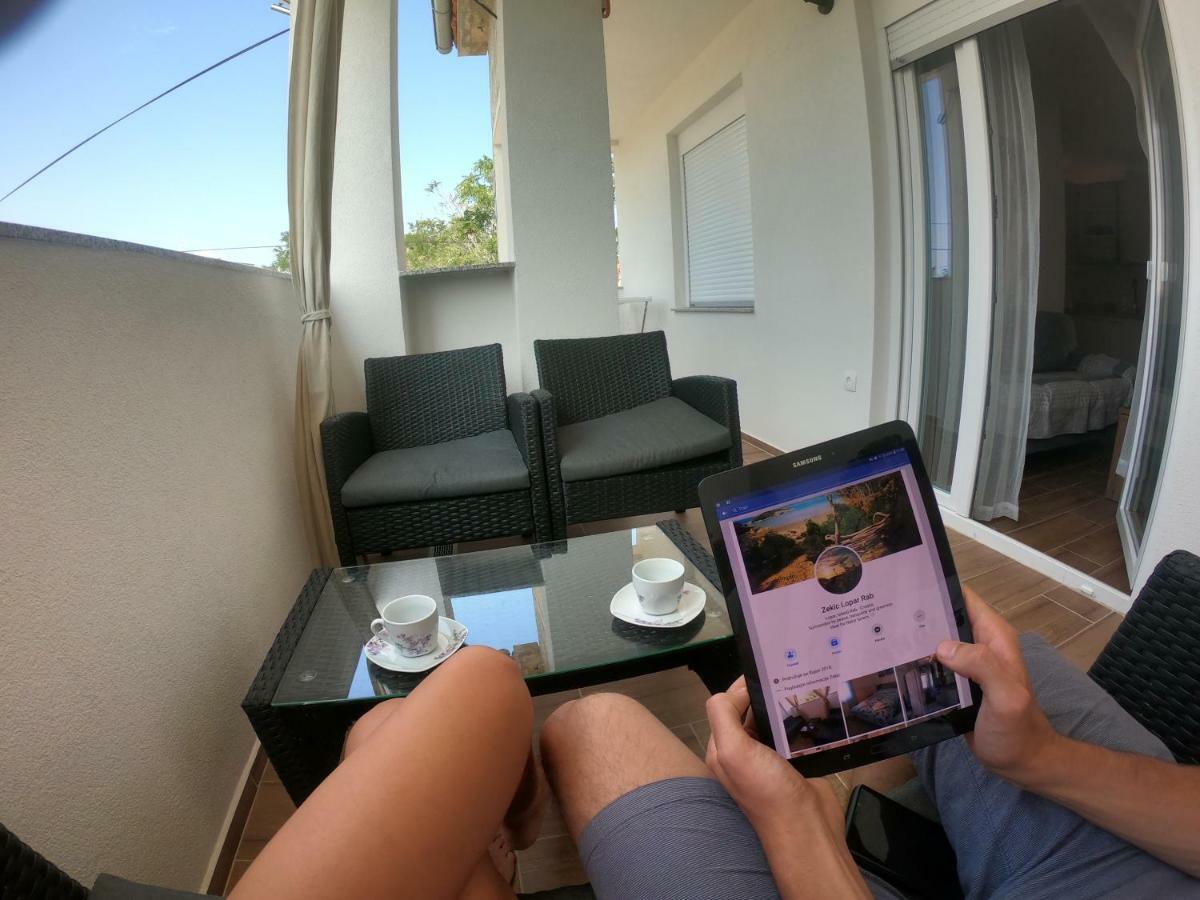 Apartmani Zekic Lopar Luaran gambar