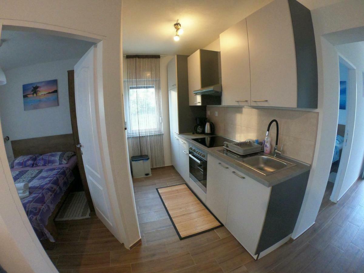 Apartmani Zekic Lopar Luaran gambar