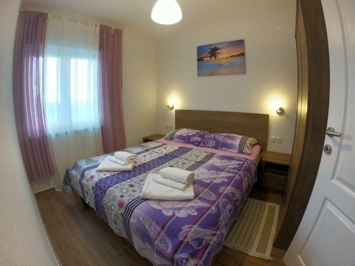 Apartmani Zekic Lopar Luaran gambar